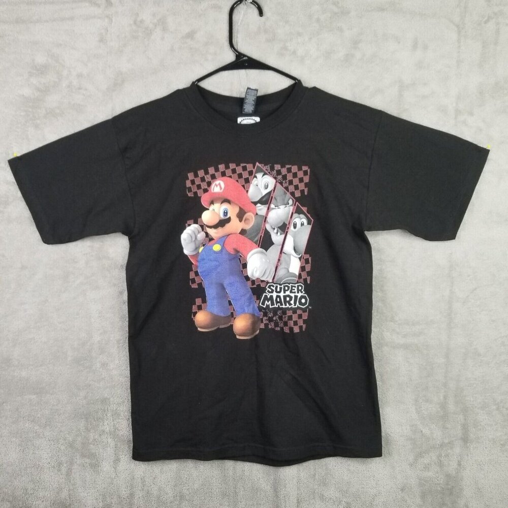 Boys M&O Mario Character Graphic T-Shirt Size Youth Large (14/16)